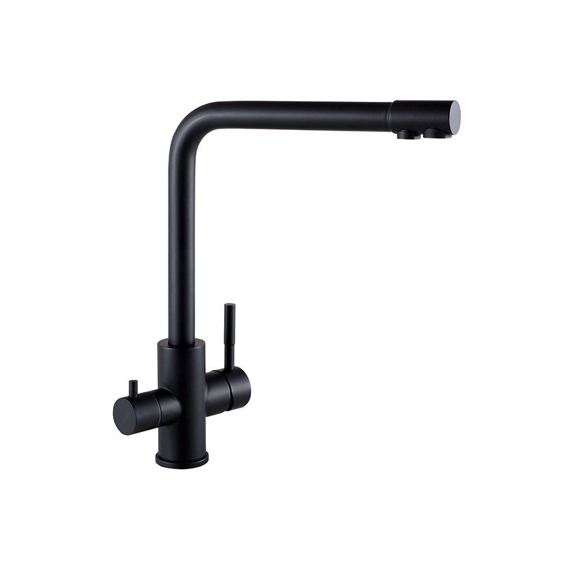 How resistant is the kitchen water faucet to high temperatures? Will it deform when exposed to hot water?